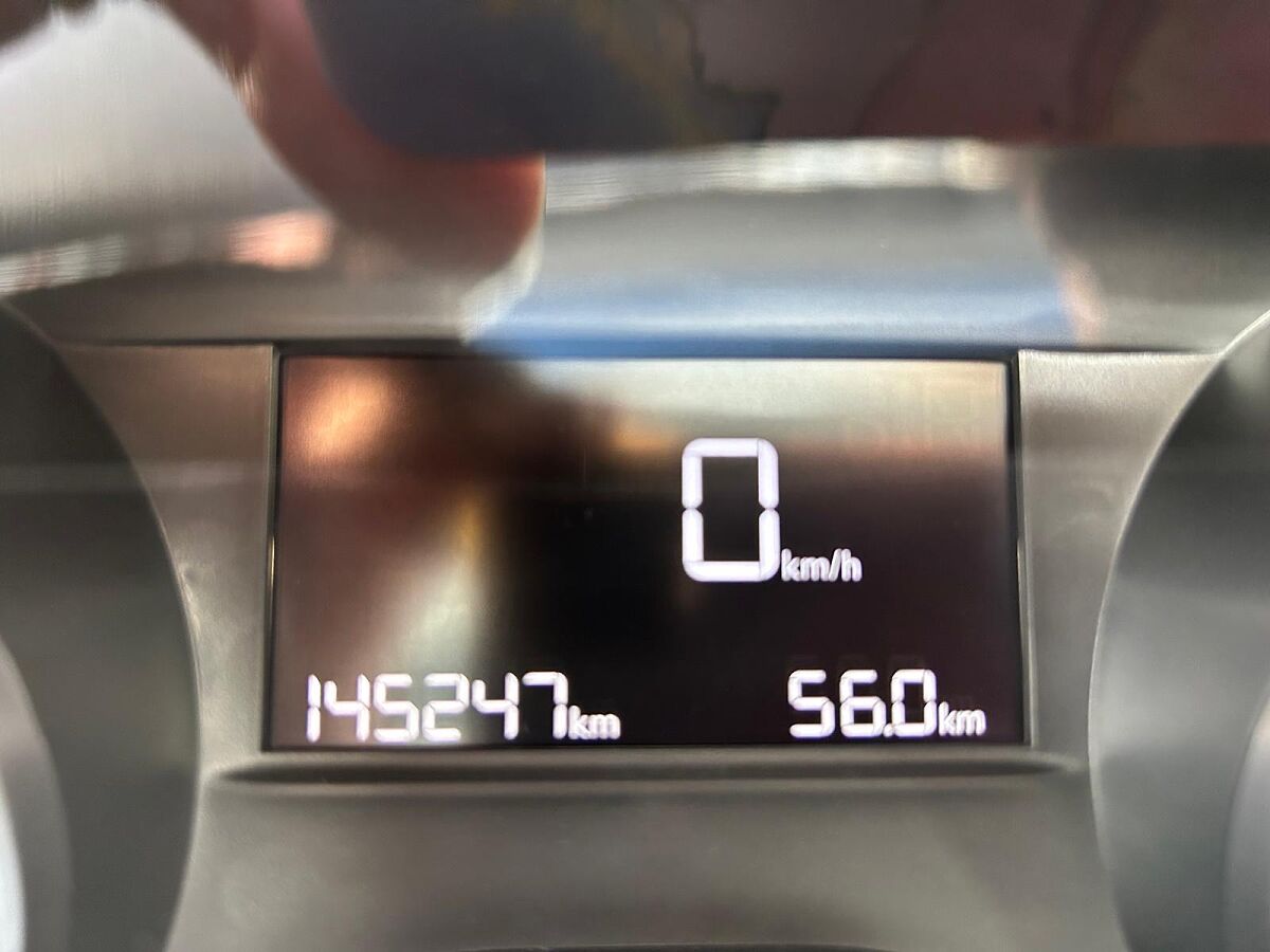 PEUGEOT 208 ALLURE 1.2 E-THP SPANISH LHD IN SPAIN 90000 MILES SUPERB 2015